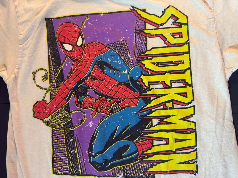 Mad Engine vintage Marvel Spider-Man Graphic T-Shirt